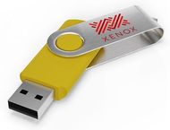 USB-tikku, keltainen liikelahja logopainatuksella