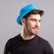 Hattu Hat Braz, vaaleansininen liikelahja logopainatuksella