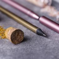Lyijykynä Pencil Karpel, kultainen liikelahja logopainatuksella